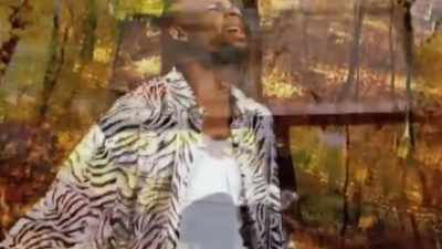 "Hey, that's it,
that's it, that's it!" - Surviving R. Kelly