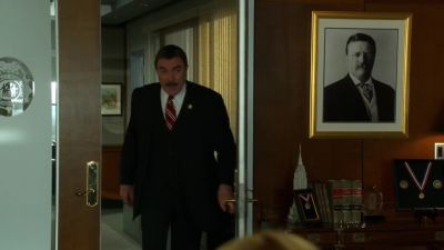 Hey, there they are. - Blue Bloods