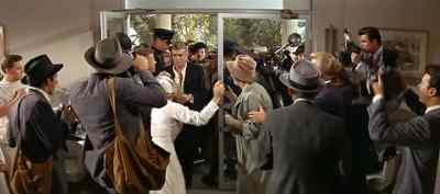 - Hey, there he is now.
- Here he is, ladies and gentlemen. - The Carpetbaggers