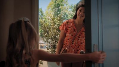 Hey there. - Jane the Virgin