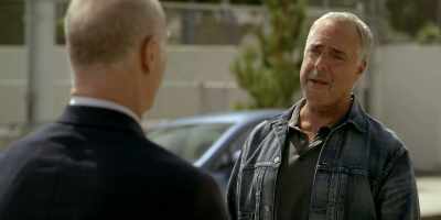 Hey. There is someone from BSS
here to see you. - Bosch: Legacy