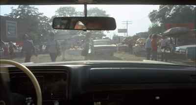Hey, there's a blue Chevy. - Dirty Mary Crazy Larry