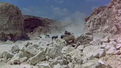 Hey, they're going
off to the right! - The Big Red One