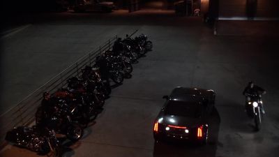 - Hey, Tig.
- Yeah, darlin'? - Sons of Anarchy