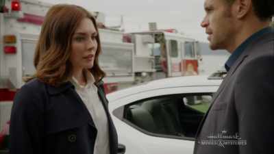 Hey, Tripp, do you see that? - Ruby Herring Mysteries: Her Last Breath