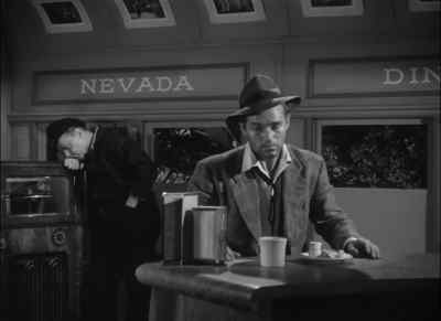 Hey, turn that off. Will ya turn that thing off? - Detour