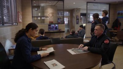 Hey, turn it up, Mouch. - Chicago Fire