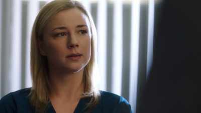 Hey, um, I think
she'd rather see you alone. - The Resident