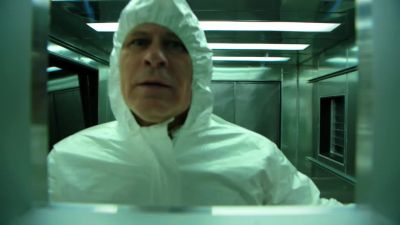 Hey, wait! I'm in here! - NCIS: Los Angeles