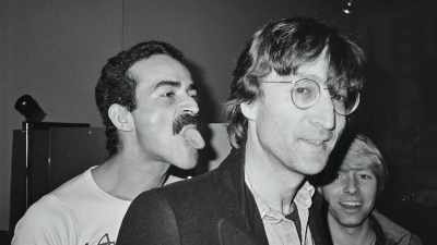 ♪ Hey, walk the night ♪ - The Andy Warhol Diaries