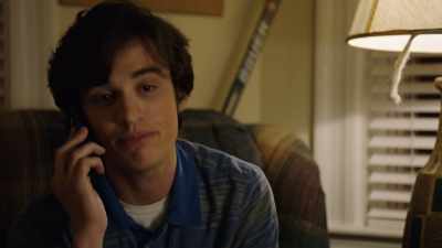-Hey.
-[Wayne] Benjamin, this is your father. - Father of the Year