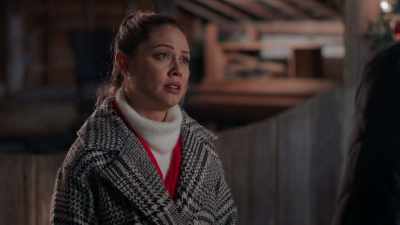Hey, we're not giving up
on him. - Christmas Unleashed