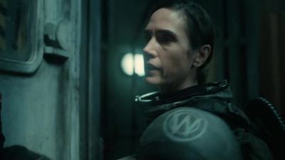 Hey, we're not who you think
over there, - Snowpiercer