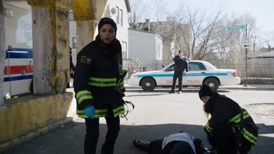 Hey, we're too late. - Chicago Fire