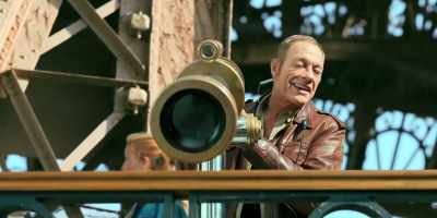 - Hey! What are you, crazy?
- Whoo! - The Last Mercenary