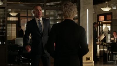 HEY. WHAT ARE YOU DOING HERE? - Arrow