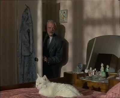 Hey, what are you
doing in there? - A Touch of Frost