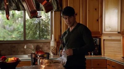 - Hey.
- What? - Grimm