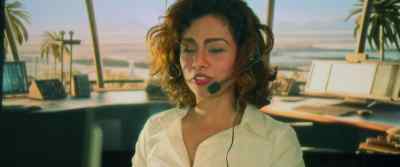 - Hey, what the hell do you
mean that you're not authorized? - Monster on a Plane
