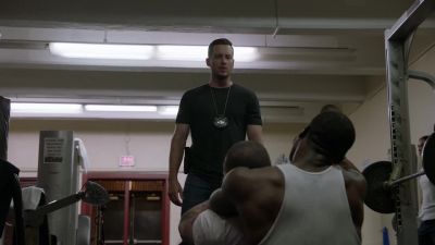 Hey, what the hell you doing? - Chicago P.D.