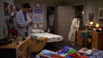 Hey, what is this? - Everybody Loves Raymond