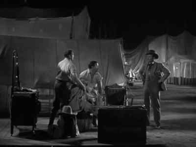 Hey, what's going on, here? - Annie Oakley