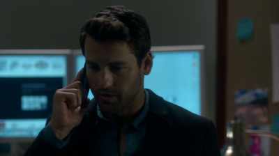 - Hey.
- Where have you been? I've been calling you all day. - Don't Look Back