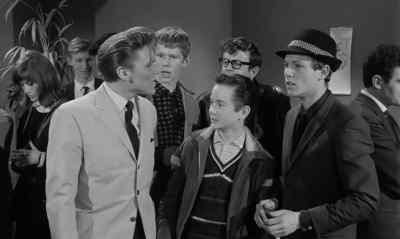 Hey, where's Ann? - Play It Cool