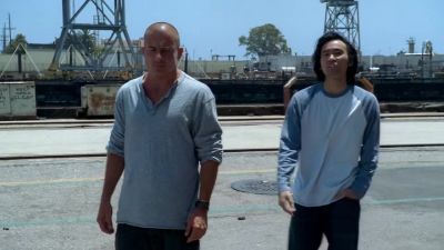 Hey, where's Mr. Personality going?
They check his bracelet, he's bust... - Prison Break