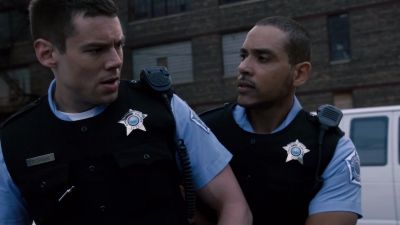 Hey, whoa. Hey, hey, hey! - Sense8