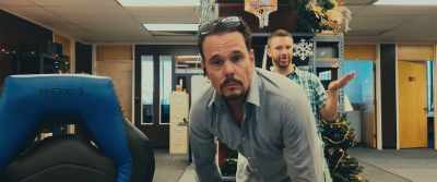 Hey, who's that
idiot in the back? - Hot Seat