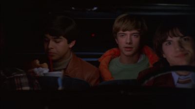 HEY WHY DOES SULLY HAVE A STATUE - That '70s Show
