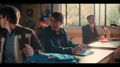 - Hey... why don't we
partner up with Liam? - Love, Victor