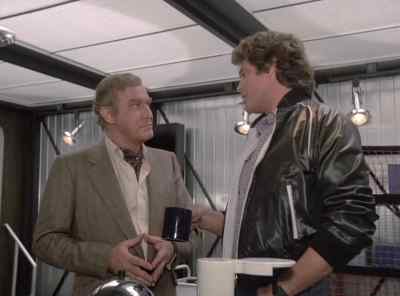 Hey,yeah,I see them. - Knight Rider