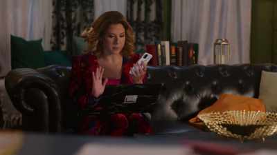 Hey, yes, so I found
Irene's computer, - The Jane Mysteries: Too Much to Lose