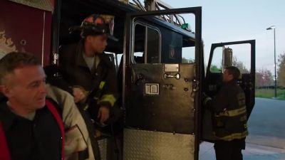 Hey, yo, Elise. - Chicago Fire