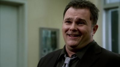 - Hey, you.
- How's it going, Frankie? - Cold Case