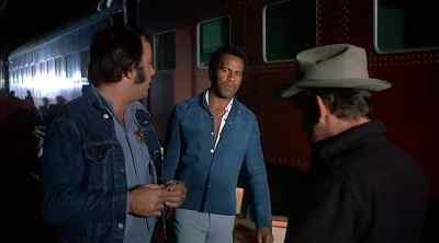 - HEY, YOU KNOW,
THIS IS A REAL BAD CAT. - Bucktown