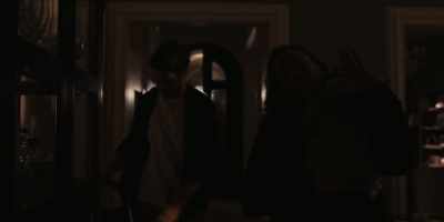 Hey. You know what? I've really gotta pee. - Servant