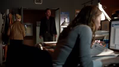 Hey, you look busy. - Arrow
