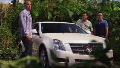 Hey. You okay, man? - Burn Notice