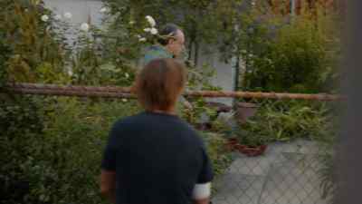 Hey.
You seen your neighbor today? - Colony