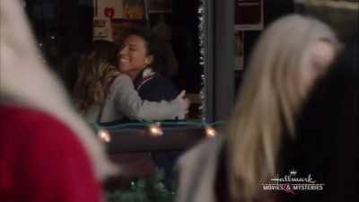 - Hey!
- You're a sight for sore eyes! - Christmas Encore