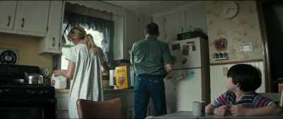 -Hey!
-You're gonna learn to listen to me. - American Woman