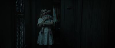 Hey, you're okay. Here, come here. - Abandoned
