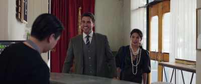 - Hi, are you ready to order?
- Hey, how you doing, man? - She-Hulk: Attorney at Law
