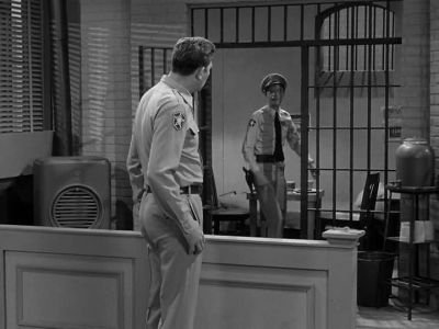 HI, BARN, HOW'S EVERYTHIN'? - The Andy Griffith Show