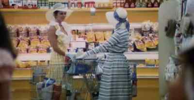 - Hi, Bobby.
- Hello, Carol. How are you? - The Stepford Wives