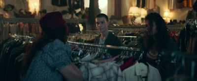 Hi, can I help you kids
find something? - Shoplifters of the World