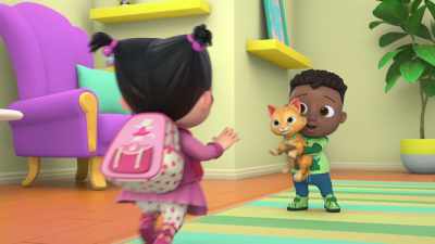 Hi, Cece, this is Pickles. - CoComelon Lane